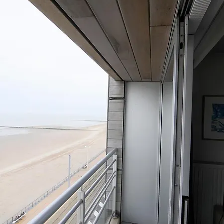 Vayamundo Oostende - Aparthotel 3*